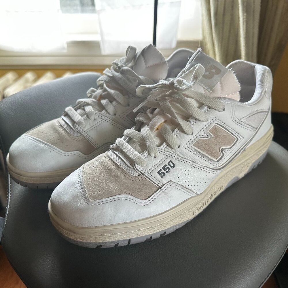 New Balance 550 White/Cream Lightly Worn Size 9